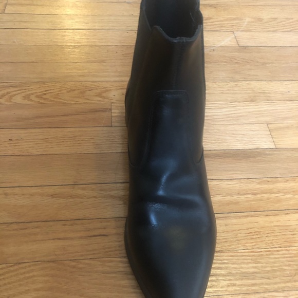 BRAND NEW BARNEYS NEW YORK 100% leather boots - Picture 5 of 5